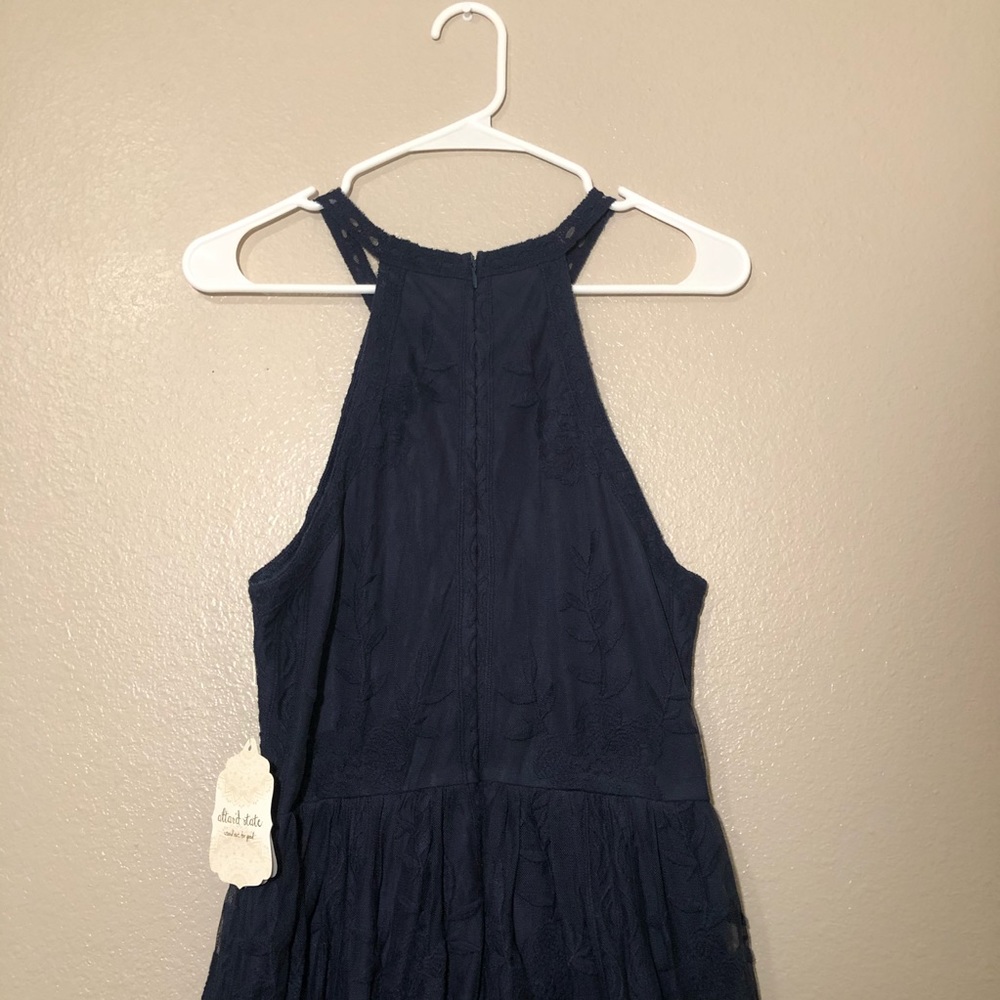 NWOT Navy Altar’d State Haltered Lace Maxi Dress - Picture 9 of 11